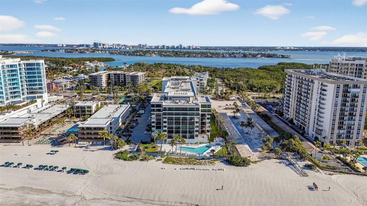 1102 Benjamin Franklin Drive, Unit PH 809, Sarasota, FL 34236 Photo