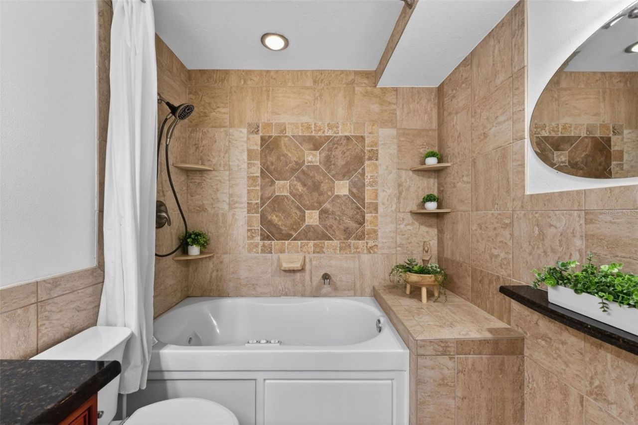 1102 Benjamin Franklin Drive, Unit PH 809, Sarasota, FL 34236 Photo