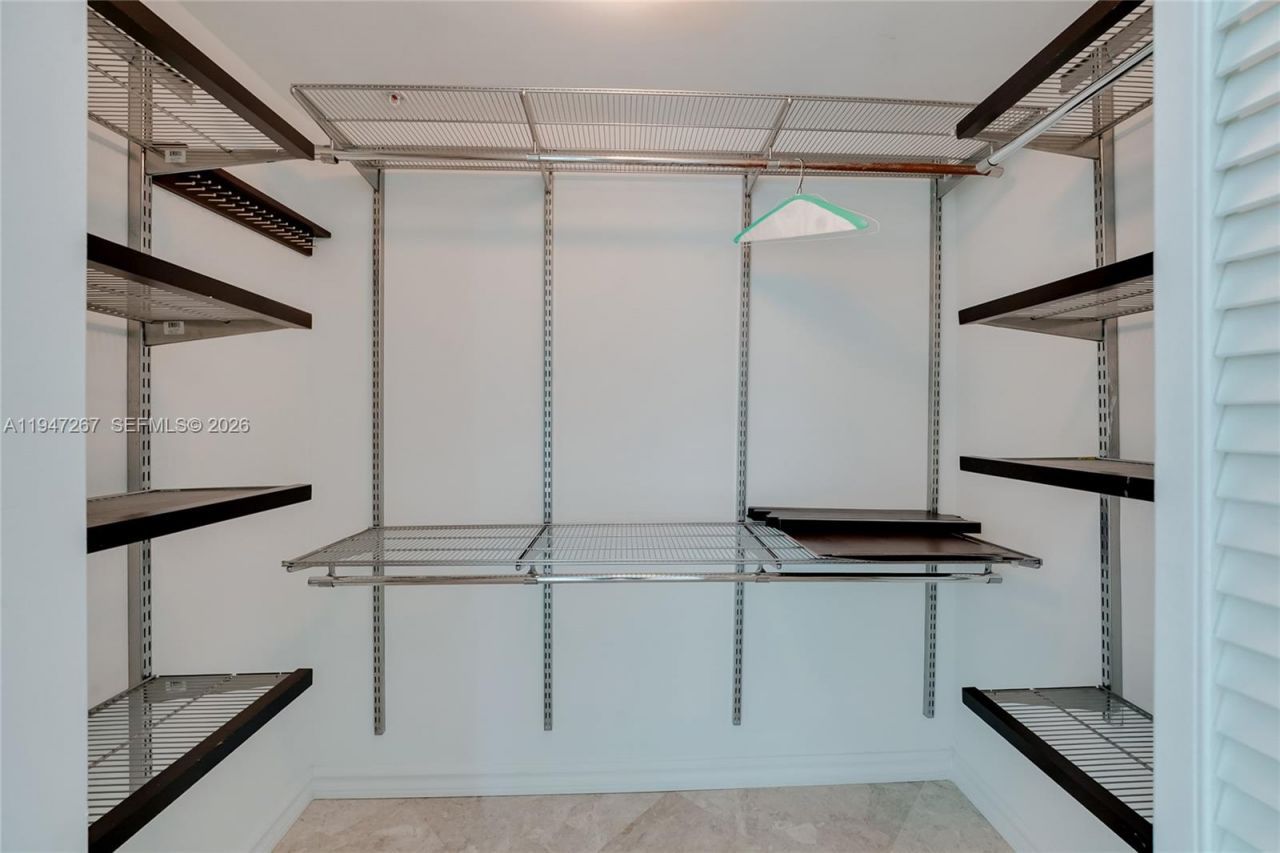 31 SE 5th St, Unit 3306, Miami, FL 33131 Photo