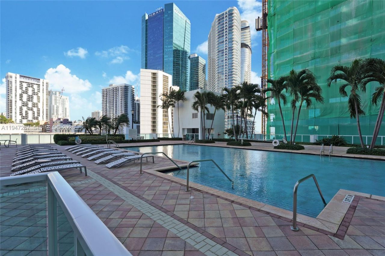 31 SE 5th St, Unit 3306, Miami, FL 33131 Photo
