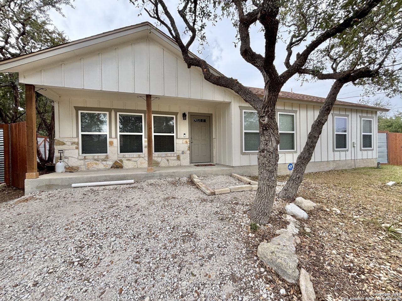 1376 Hedgestone, Canyon Lake, TX 78133 Main Photo