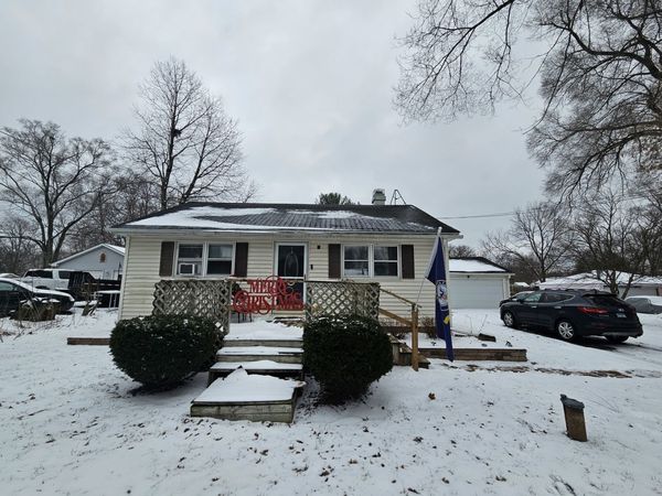 10N827 Hawthorne Street, Elgin, IL 60123