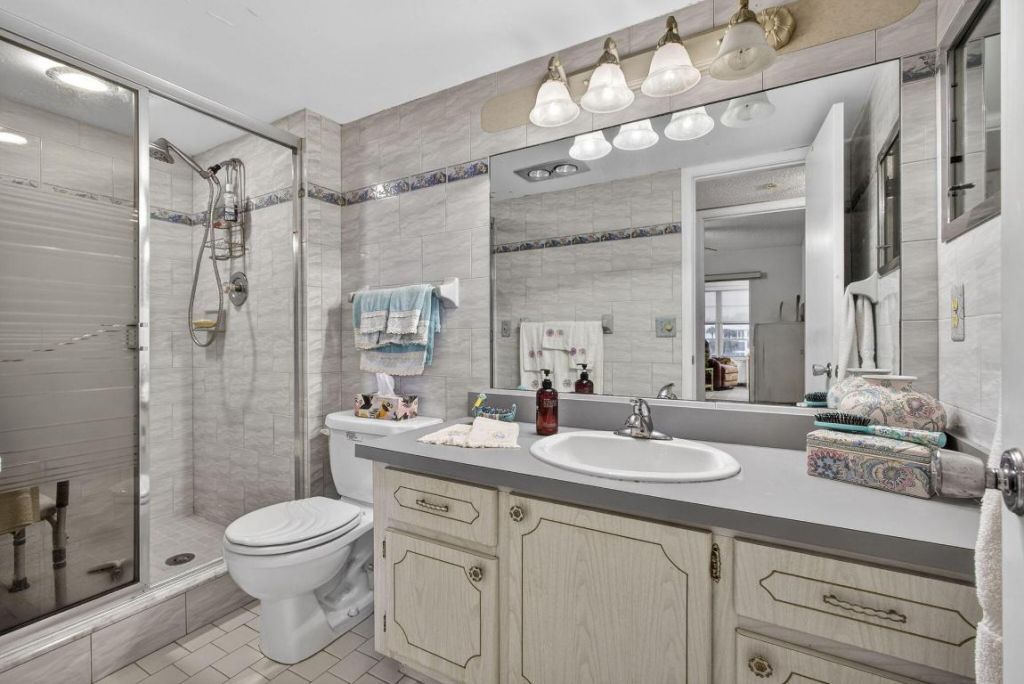330 Wellington G, West Palm Beach, FL 33417 Photo