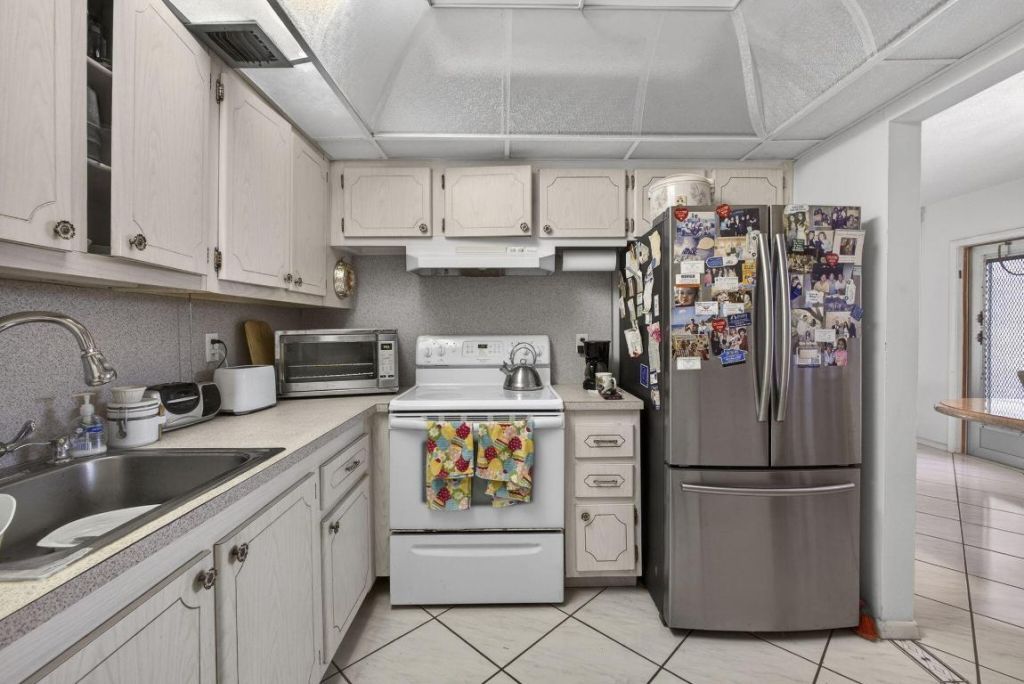 330 Wellington G, West Palm Beach, FL 33417 Photo