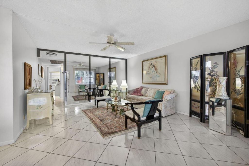 330 Wellington G, West Palm Beach, FL 33417 Photo