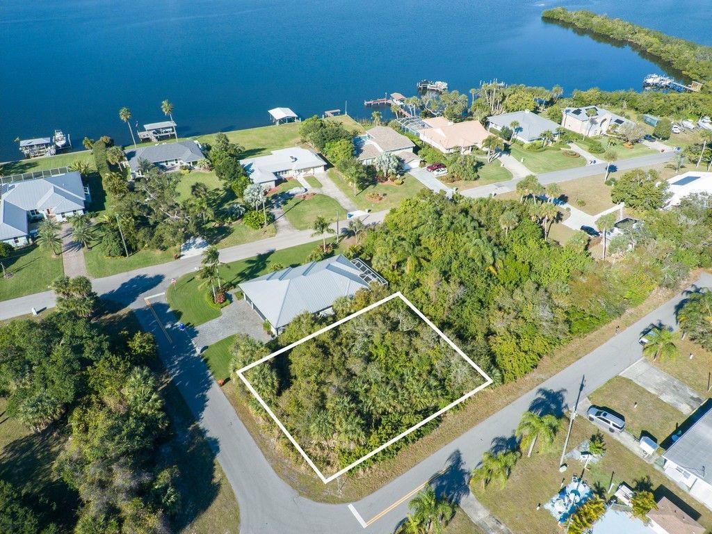 14425 78th Avenue, Sebastian, FL 32958 Photo