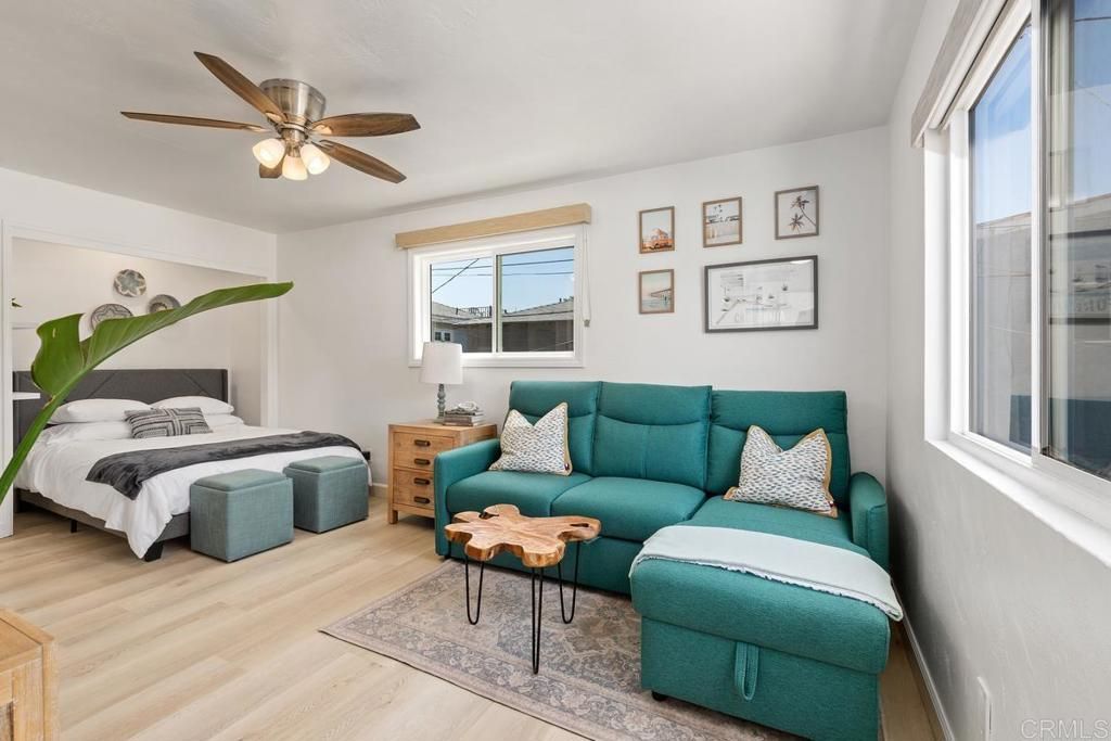 725 Kingston Court, San Diego, CA 92109 Main Photo