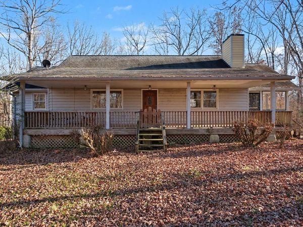1095 Bald Eagle Dr, Kingston Springs, TN 37082