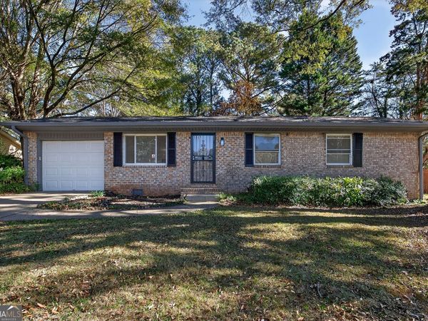 1517 Colony East Circle, Stone Mountain, GA 30083