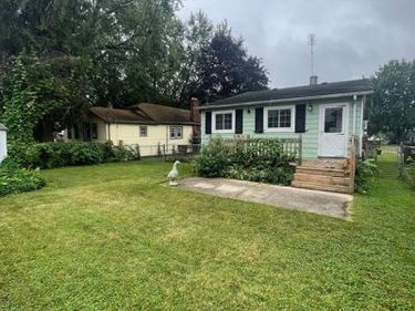3319 Lakeview Street, Frenchtown Twp, MI 48162