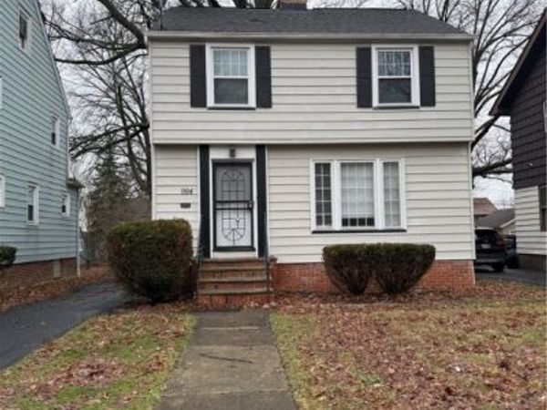 994 Yellowstone Avenue, Cleveland Heights, OH 44121