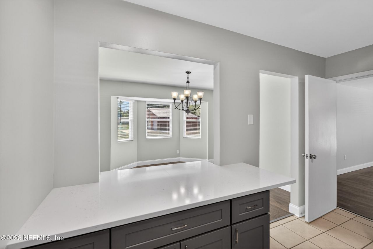 8294 Collins Road, Jacksonville, FL 32244 Photo