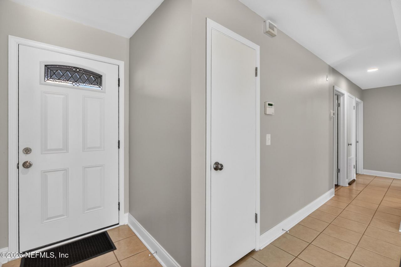 8294 Collins Road, Jacksonville, FL 32244 Photo