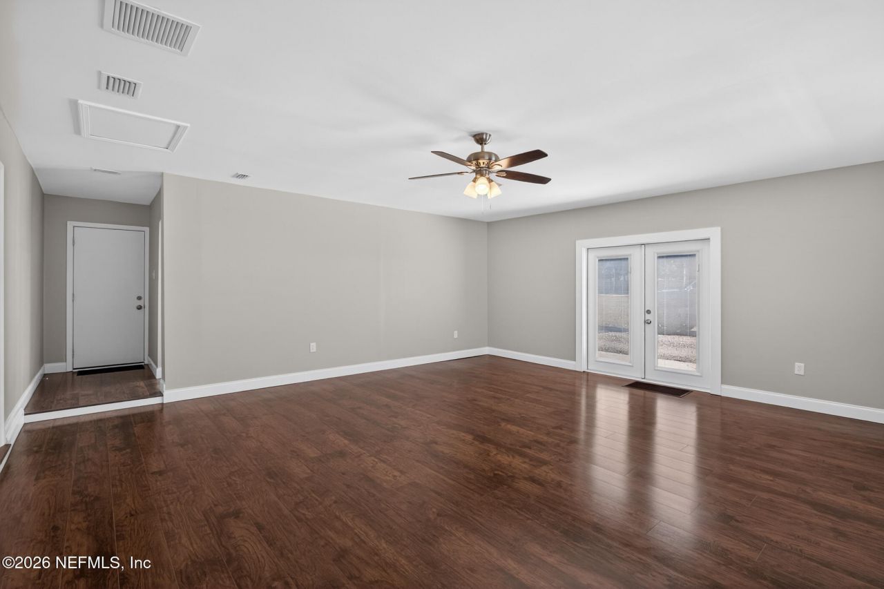 8294 Collins Road, Jacksonville, FL 32244 Photo