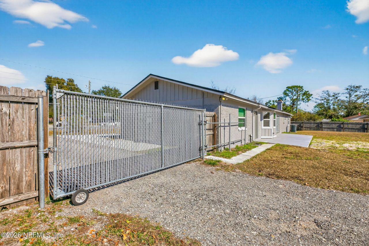 8294 Collins Road, Jacksonville, FL 32244 Photo