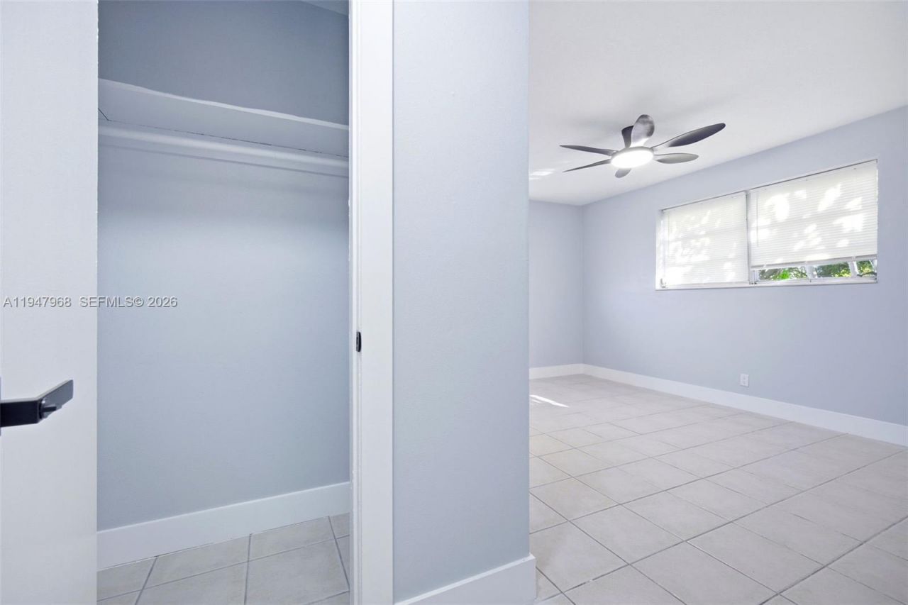 2440 Hayes St, Hollywood, FL 33020 Photo