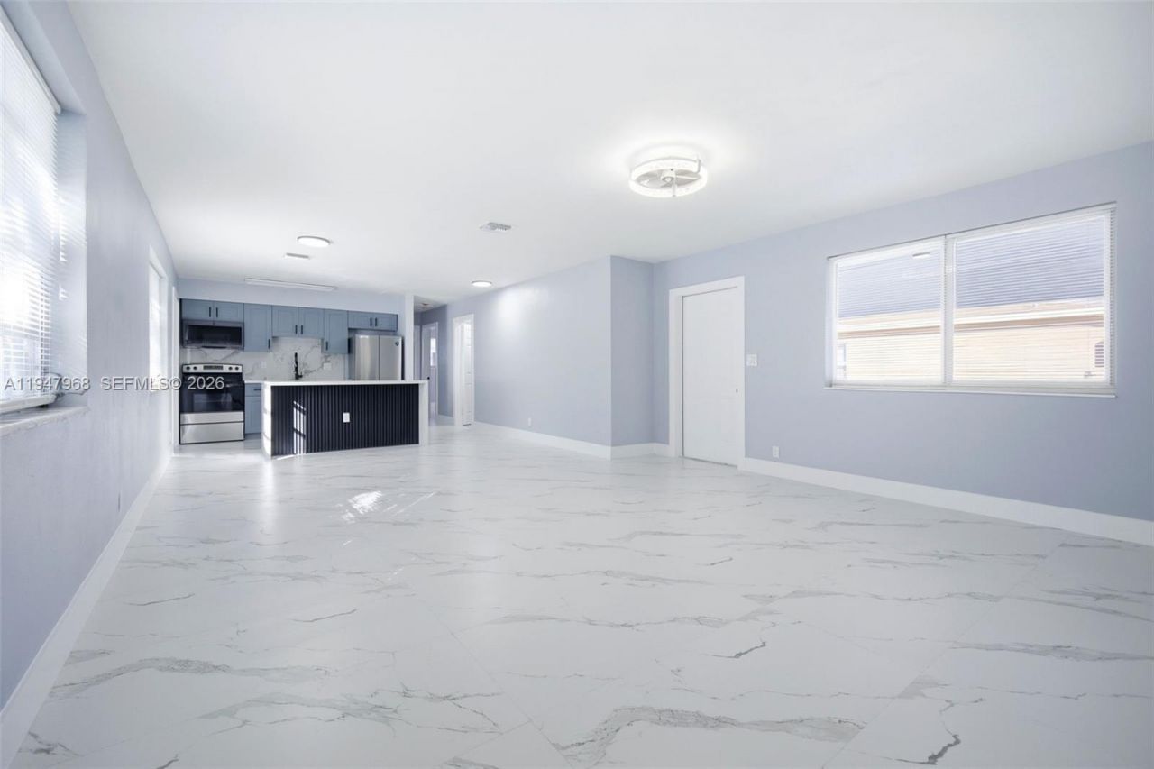 2440 Hayes St, Hollywood, FL 33020 Photo