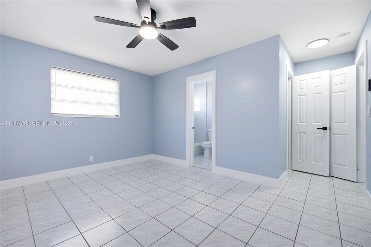 2440 Hayes St, Hollywood, FL 33020 Photo