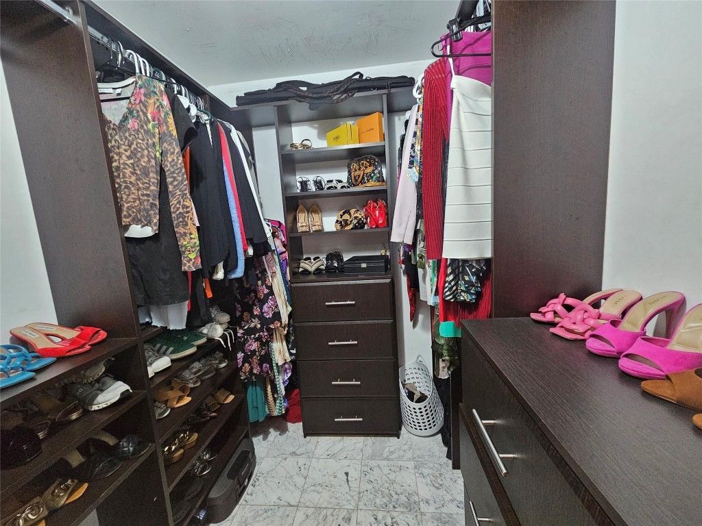 19975 NE 10th Place Way, Miami, FL 33179 Photo