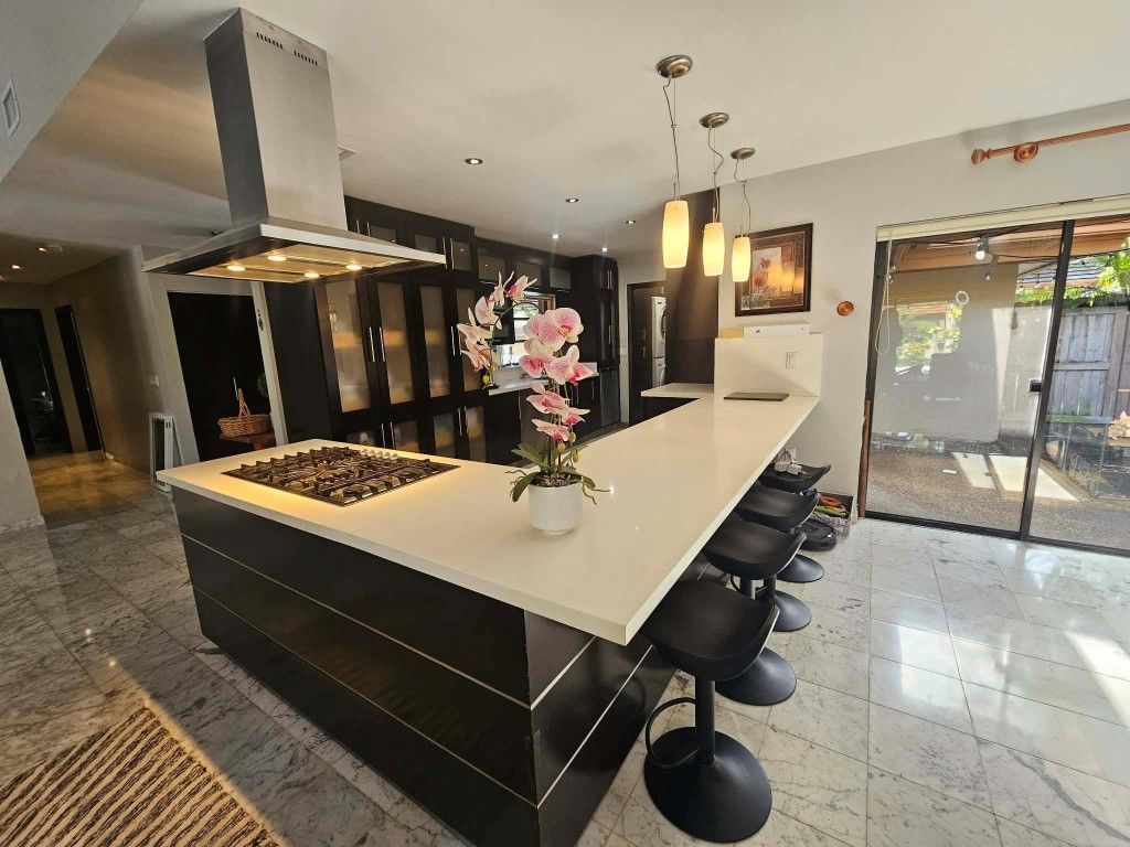 19975 NE 10th Place Way, Miami, FL 33179 Photo