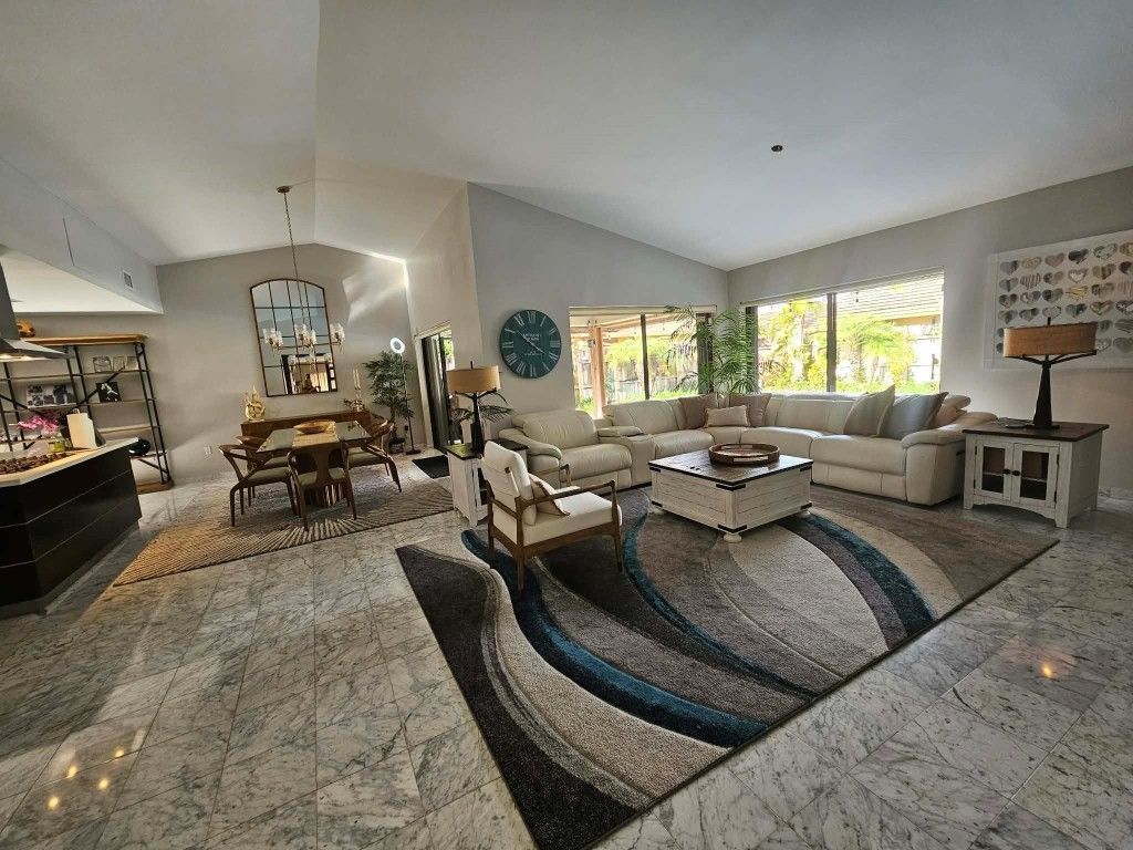 19975 NE 10th Place Way, Miami, FL 33179 Photo