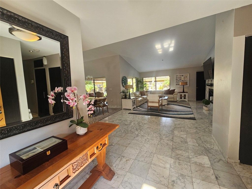 19975 NE 10th Place Way, Miami, FL 33179 Photo