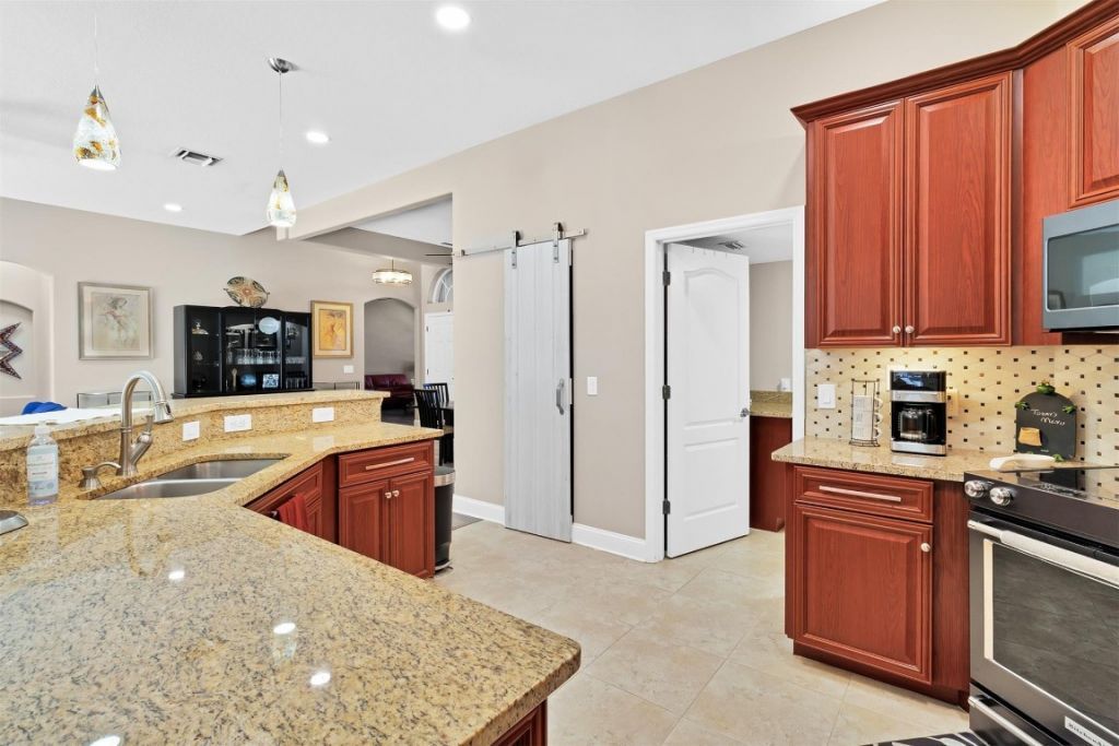 107 Stony Point Dr, Sebastian, FL 32958 Photo