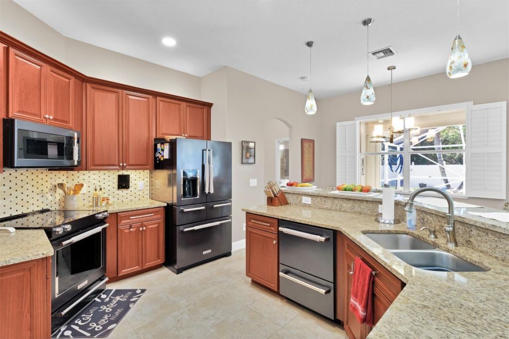 107 Stony Point Dr, Sebastian, FL 32958 Photo