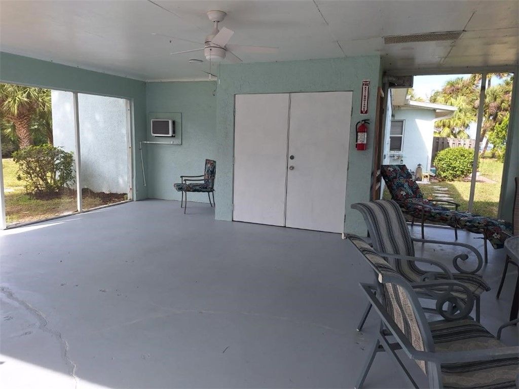 9150 44th Avenue, Unit 1-5, Sebastian, FL 32958 Photo