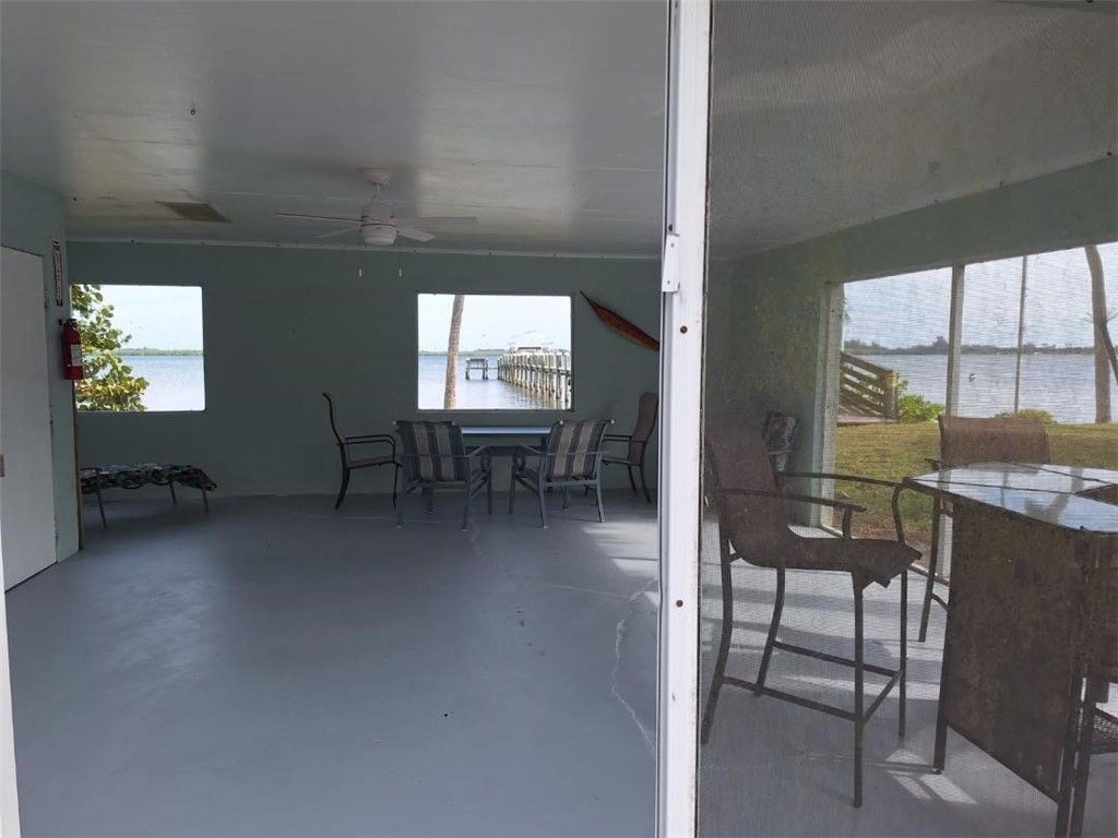9150 44th Avenue, Unit 1-5, Sebastian, FL 32958 Photo