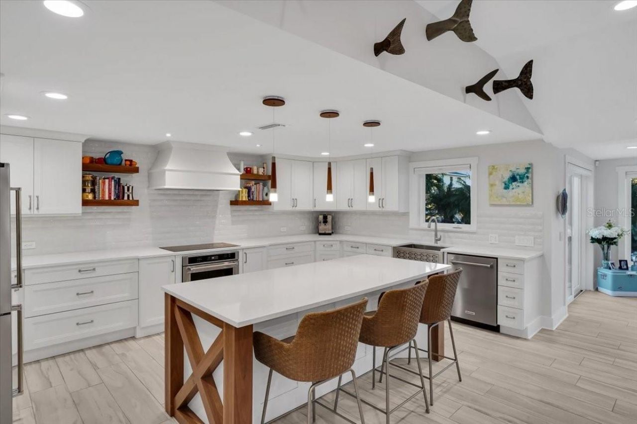 623 Concord Lane, Holmes Beach, FL 34217 Photo