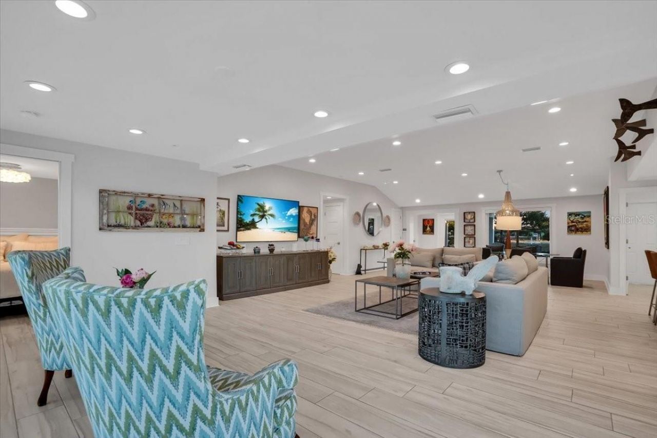 623 Concord Lane, Holmes Beach, FL 34217 Photo