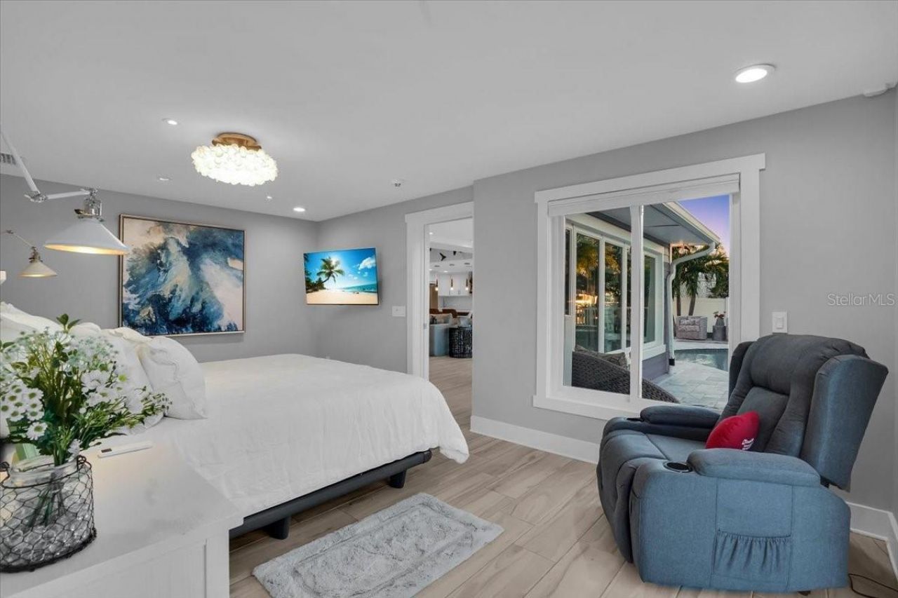 623 Concord Lane, Holmes Beach, FL 34217 Photo