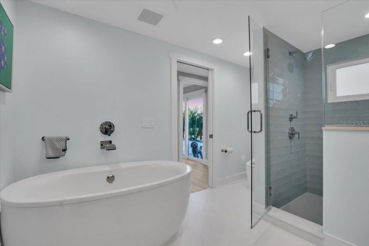 623 Concord Lane, Holmes Beach, FL 34217 Photo