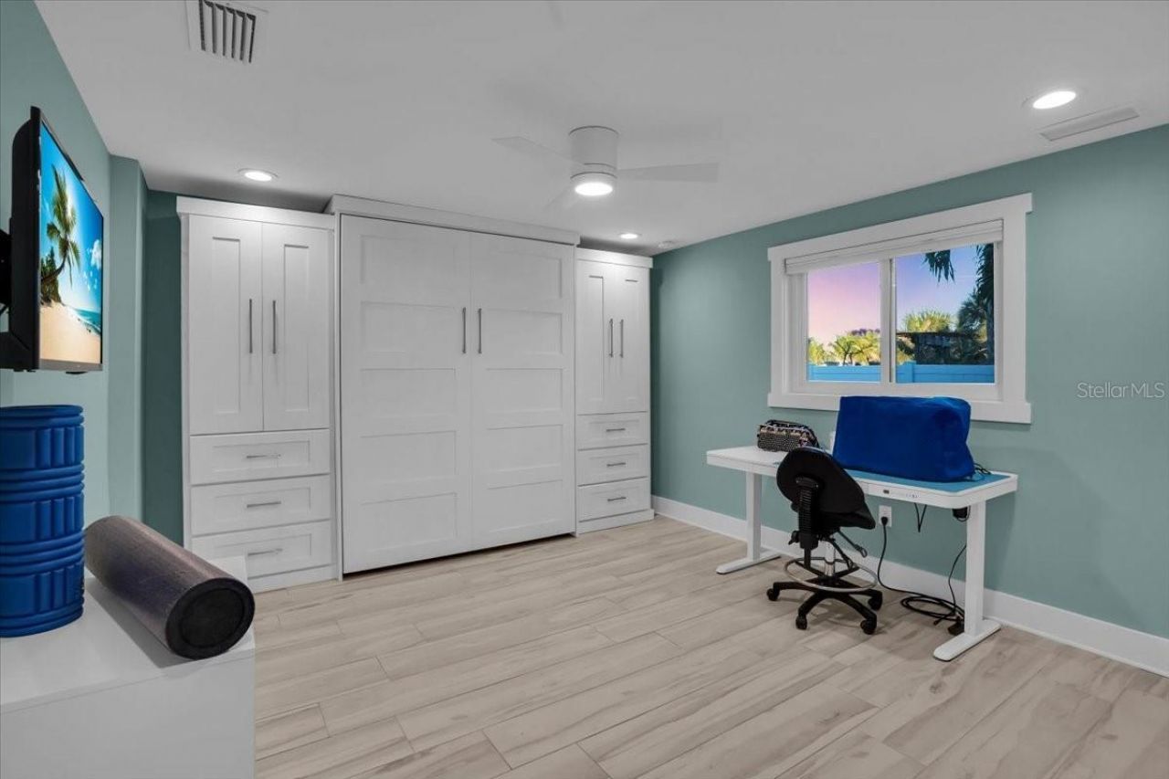 623 Concord Lane, Holmes Beach, FL 34217 Photo