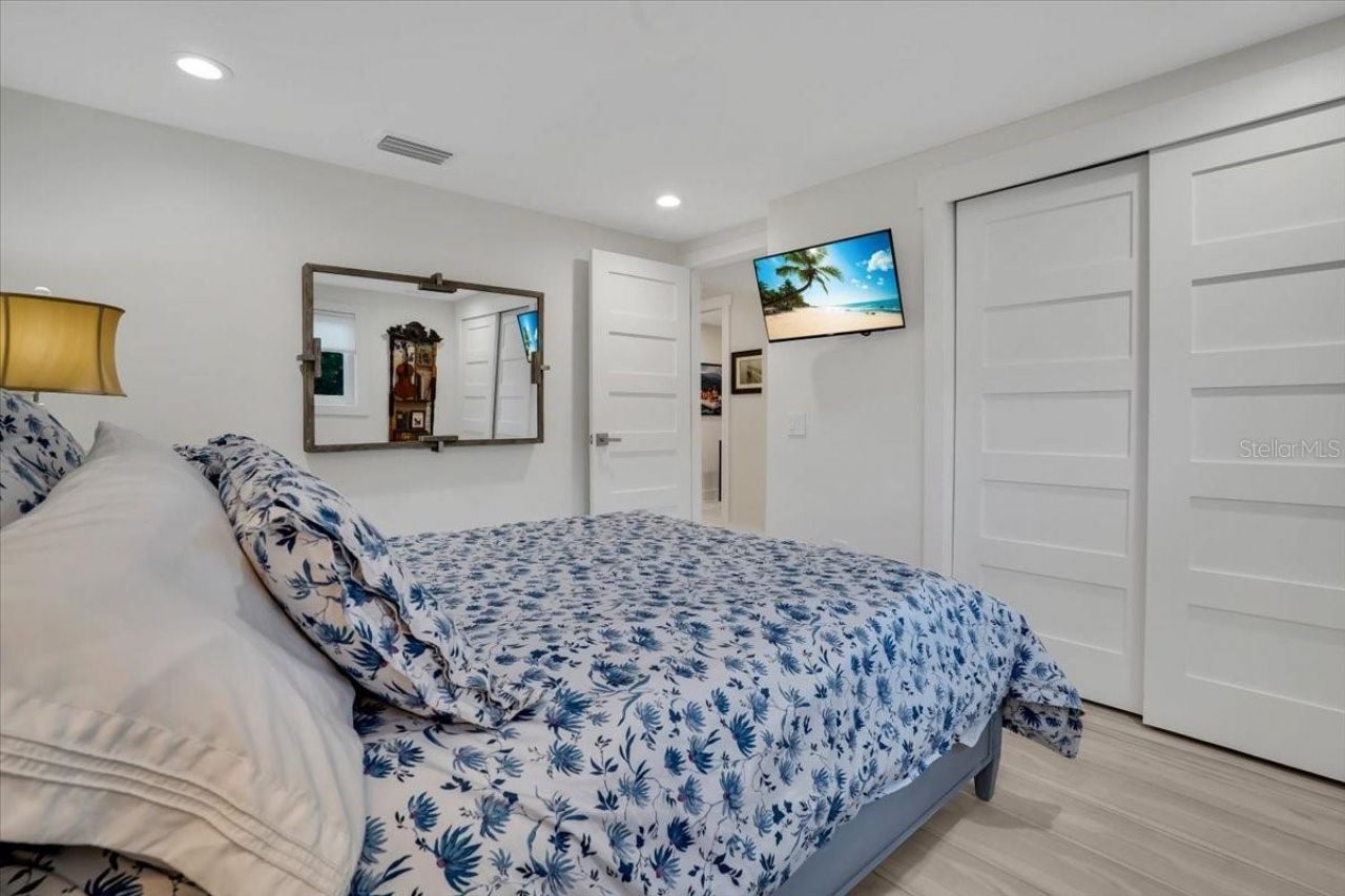 623 Concord Lane, Holmes Beach, FL 34217 Photo