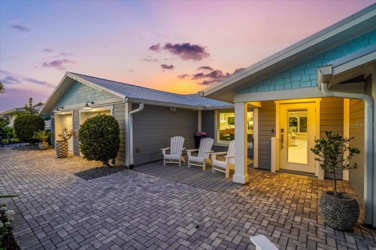 623 Concord Lane, Holmes Beach, FL 34217 Photo