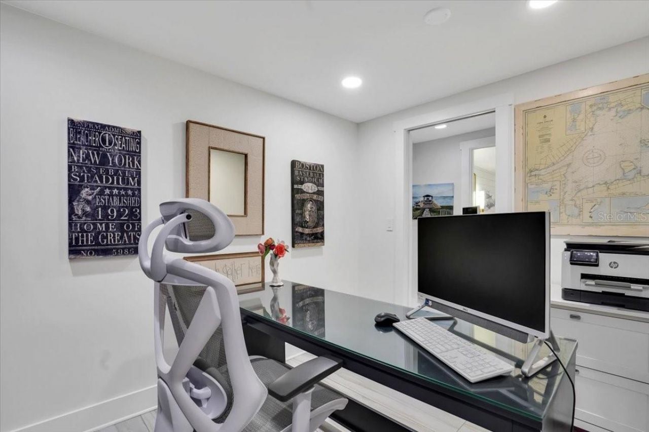 623 Concord Lane, Holmes Beach, FL 34217 Photo