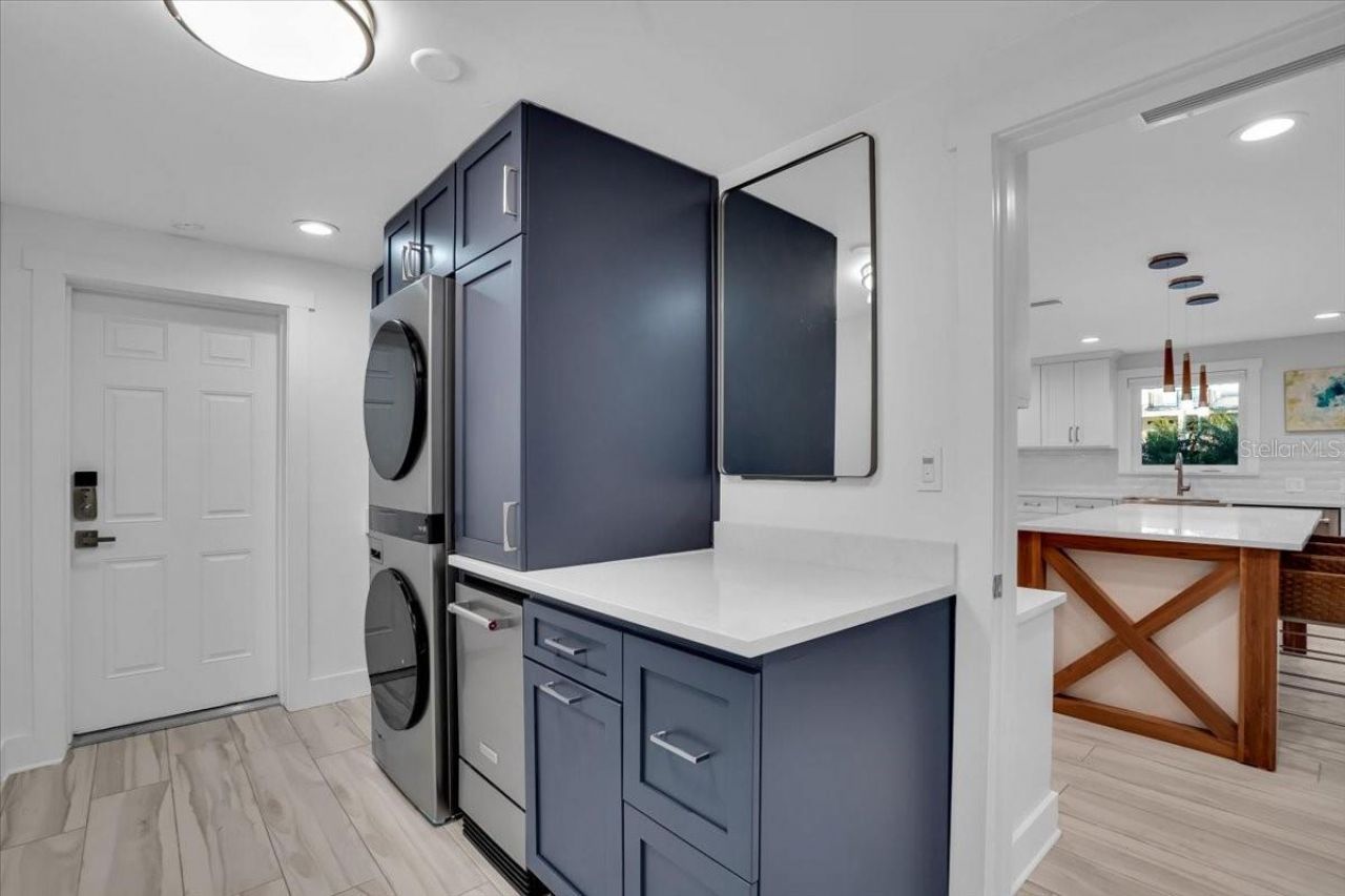 623 Concord Lane, Holmes Beach, FL 34217 Photo