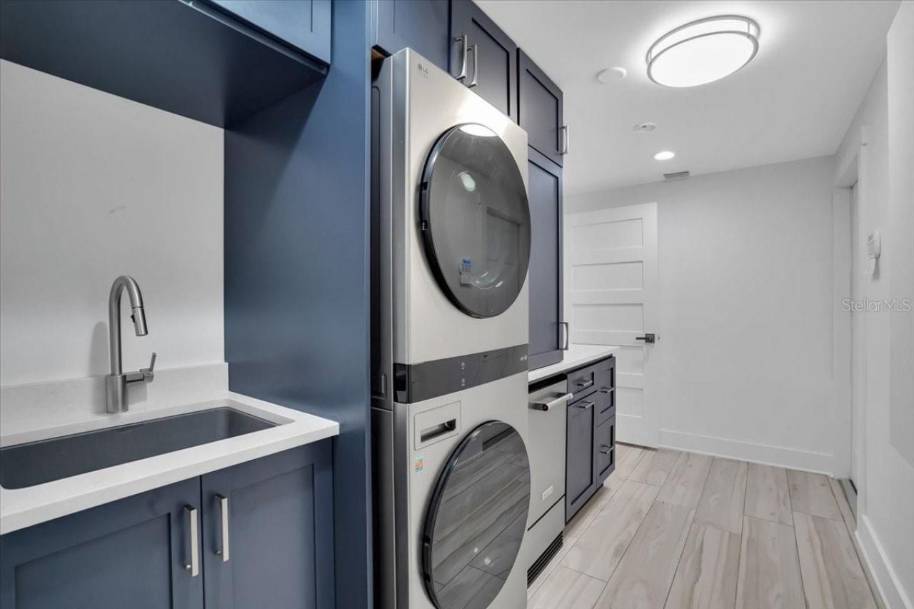 623 Concord Lane, Holmes Beach, FL 34217 Photo