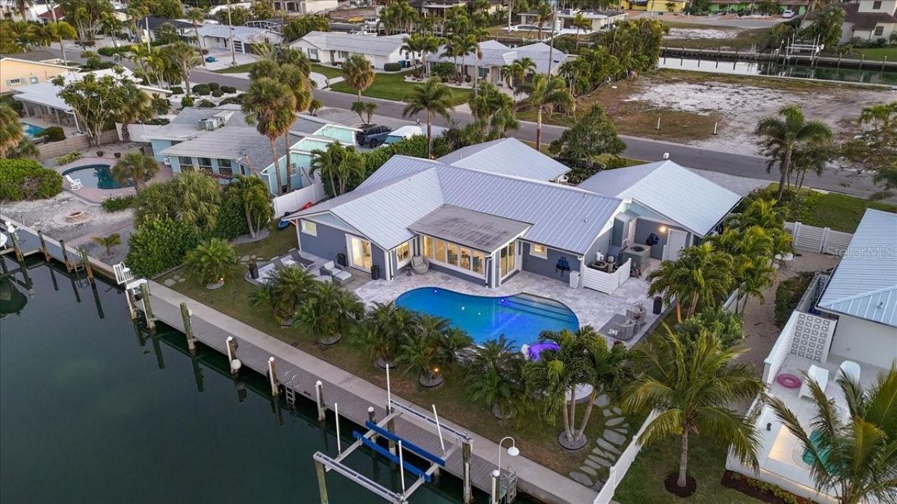 623 Concord Lane, Holmes Beach, FL 34217 Photo