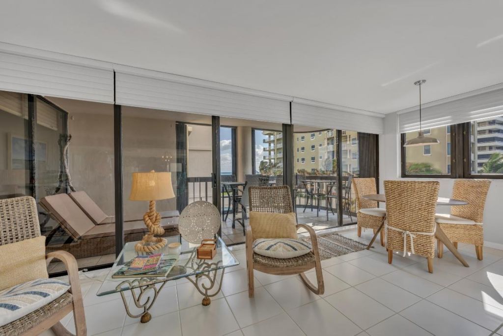 5380 N Ocean Drive, Unit 4a, Singer Island, FL 33404 Photo