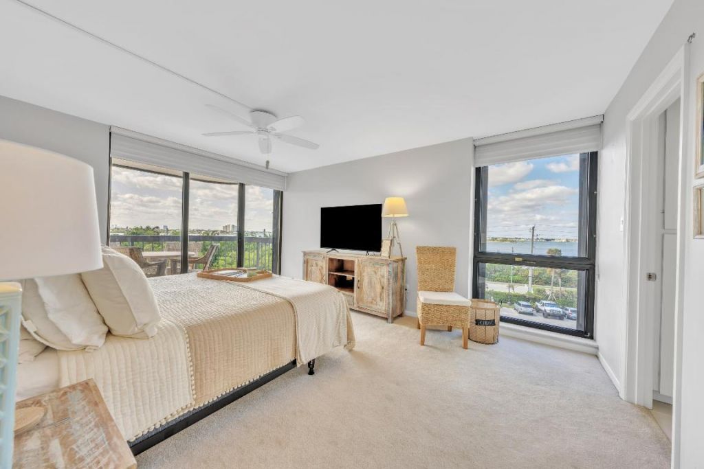 5380 N Ocean Drive, Unit 4a, Singer Island, FL 33404 Photo