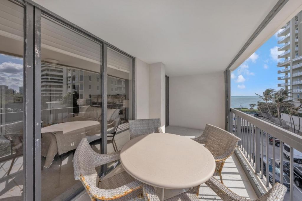 5380 N Ocean Drive, Unit 4a, Singer Island, FL 33404 Photo