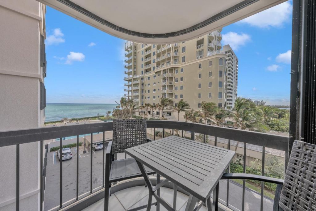 5380 N Ocean Drive, Unit 4a, Singer Island, FL 33404 Photo