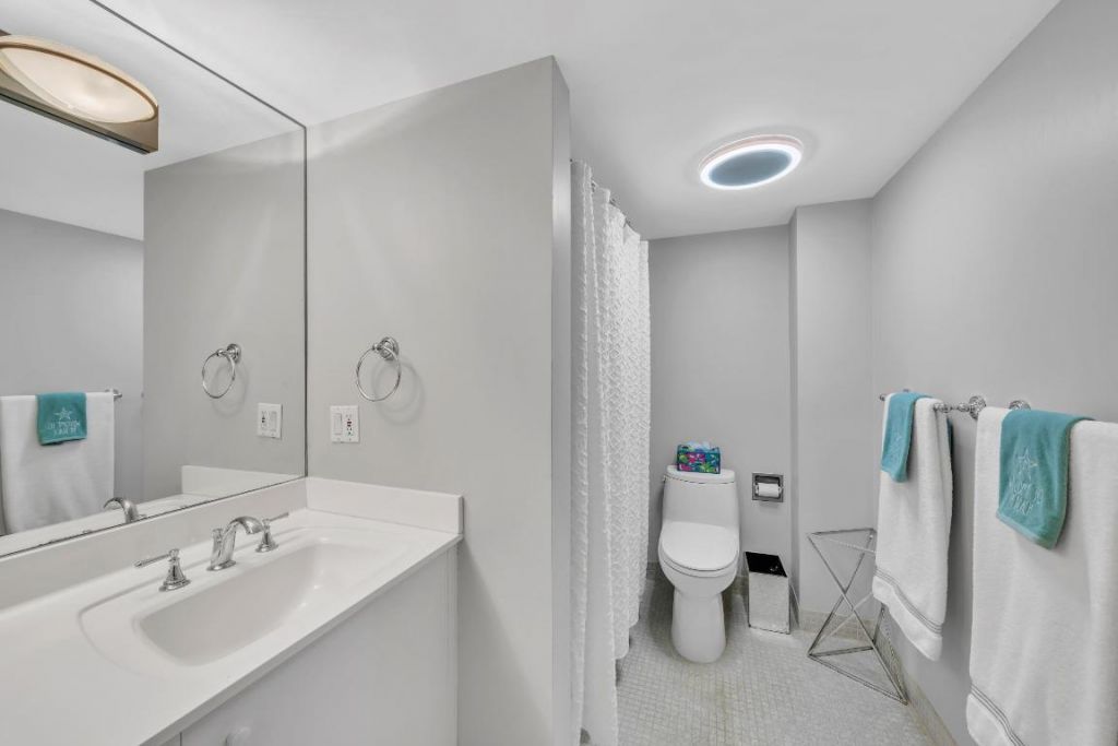 5380 N Ocean Drive, Unit 4a, Singer Island, FL 33404 Photo