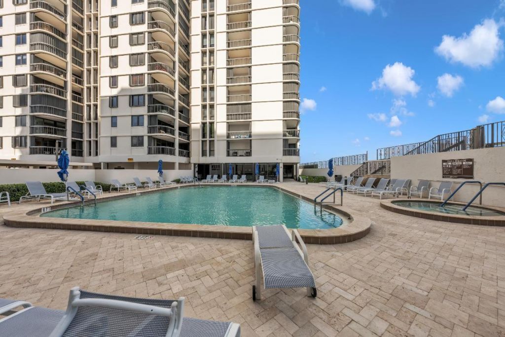 5380 N Ocean Drive, Unit 4a, Singer Island, FL 33404 Photo