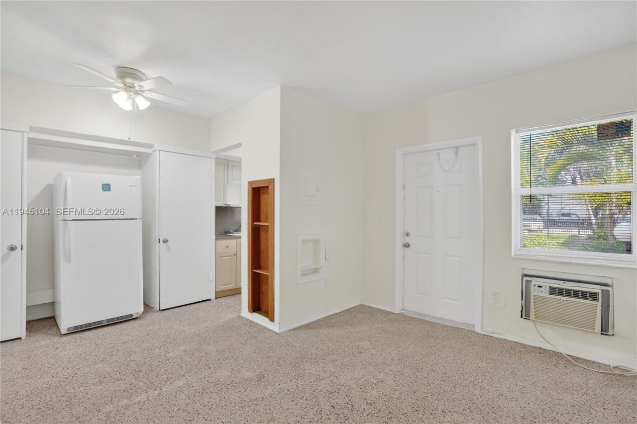 140 SW 30th Ct , Unit 148, Miami, FL 33135 Photo