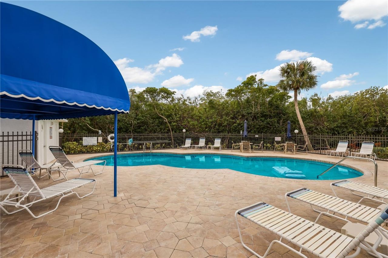 3601 E Bay Drive, Unit 106, Holmes Beach, FL 34217 Photo