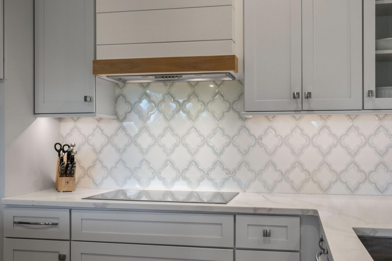 5004 Green Dolphin Way Photo 7